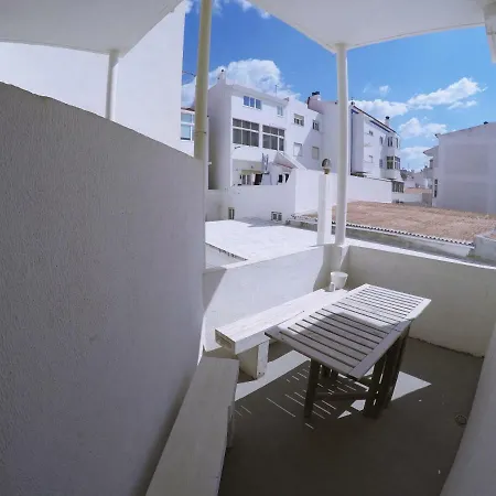 Blue Buddha Surf Hostal Ericeira